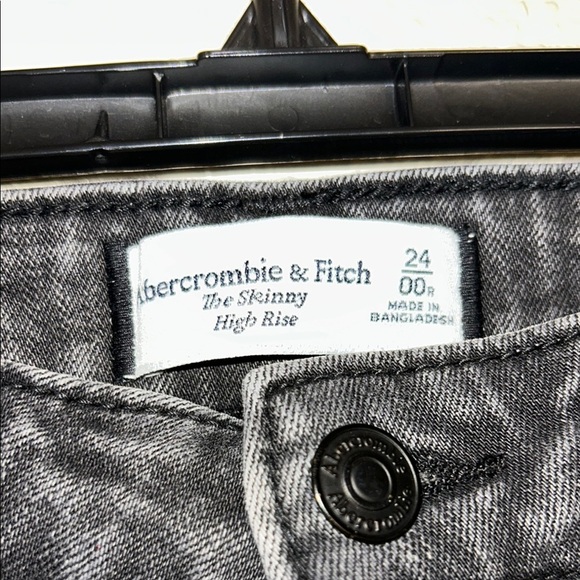 Abercrombie & Fitch Black Skinny Jeans - Picture 2 of 7